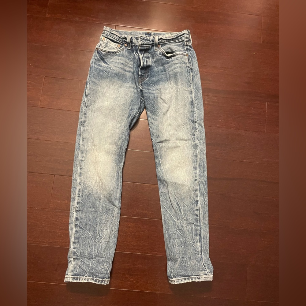 Levi Jeans 501 Button Fly, size 28x32